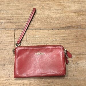 Vintage Coach Red Leather Wristlet – Genuine Leather, 6.5" x 4" – Preppy Classic